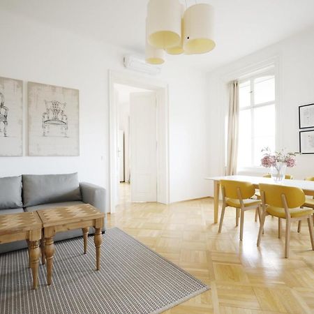 Heymi Apartments Oper Vienna Exterior photo