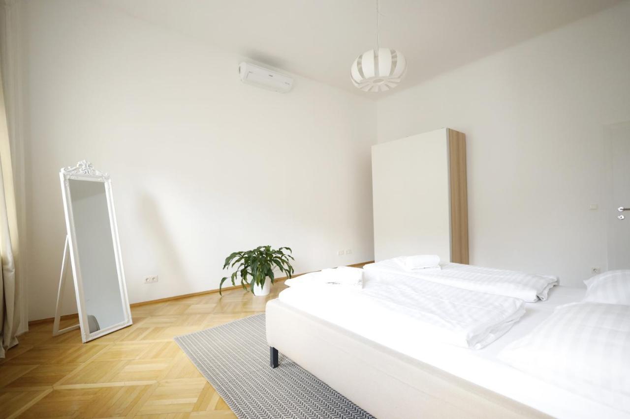 Heymi Apartments Oper Vienna Exterior photo