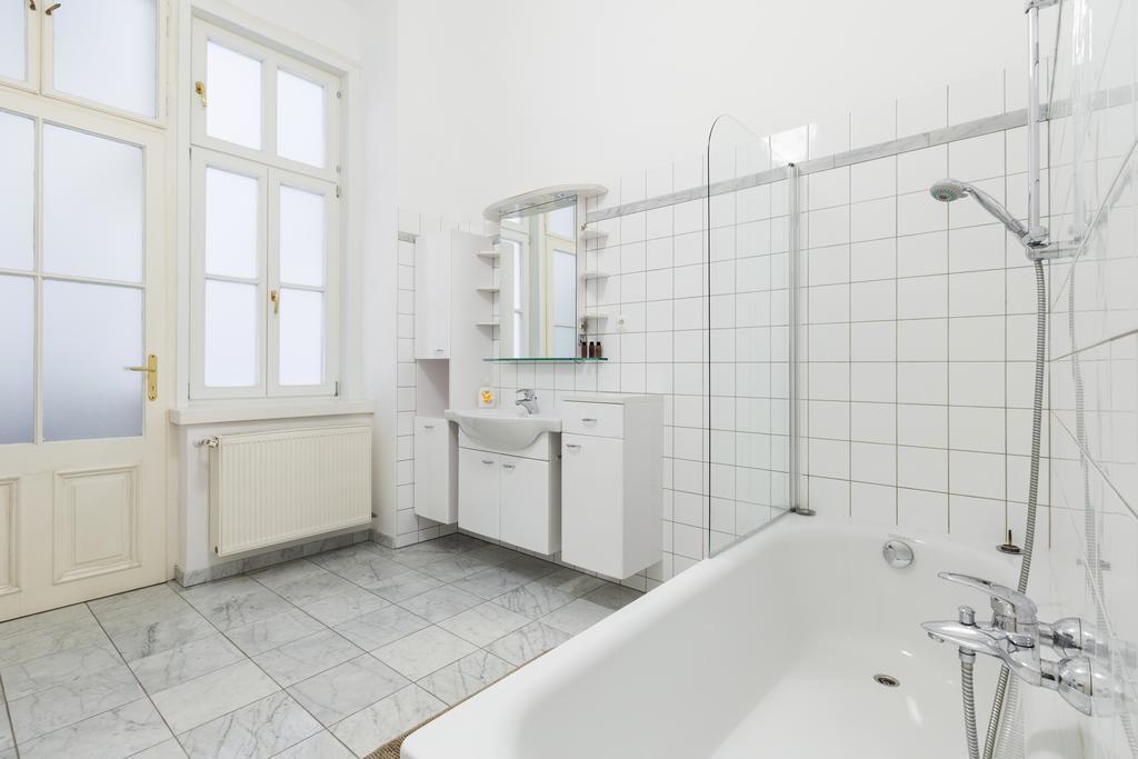 Heymi Apartments Oper Vienna Exterior photo