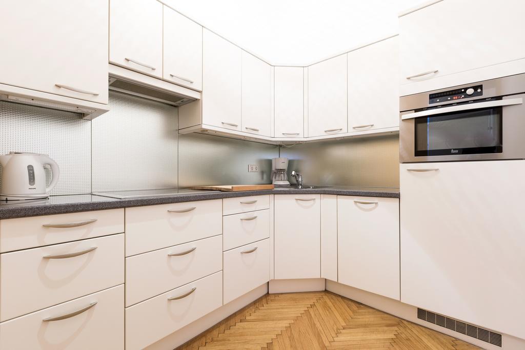 Heymi Apartments Oper Vienna Exterior photo